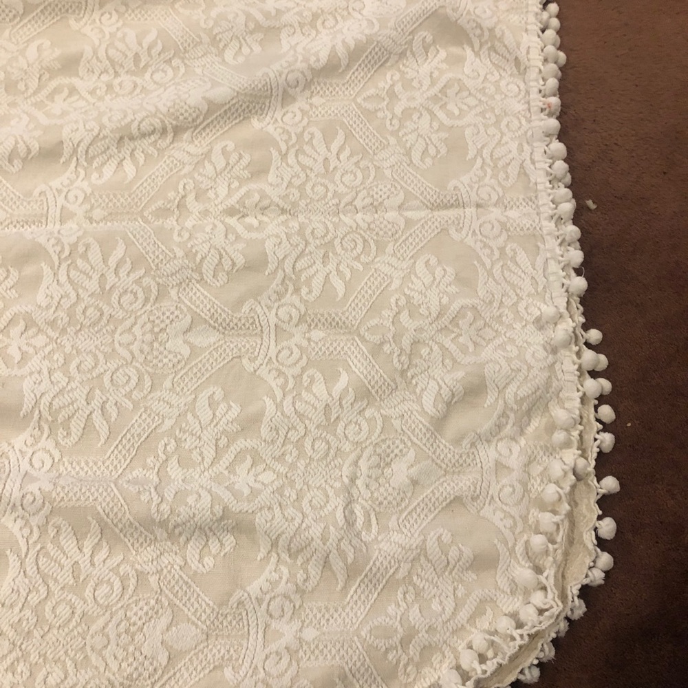Queen bedspread